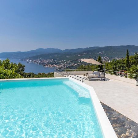 Amazing Apartment In Rijeka With Wifi Exterior foto