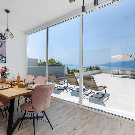 Amazing Apartment In Rijeka With Wifi Exterior foto