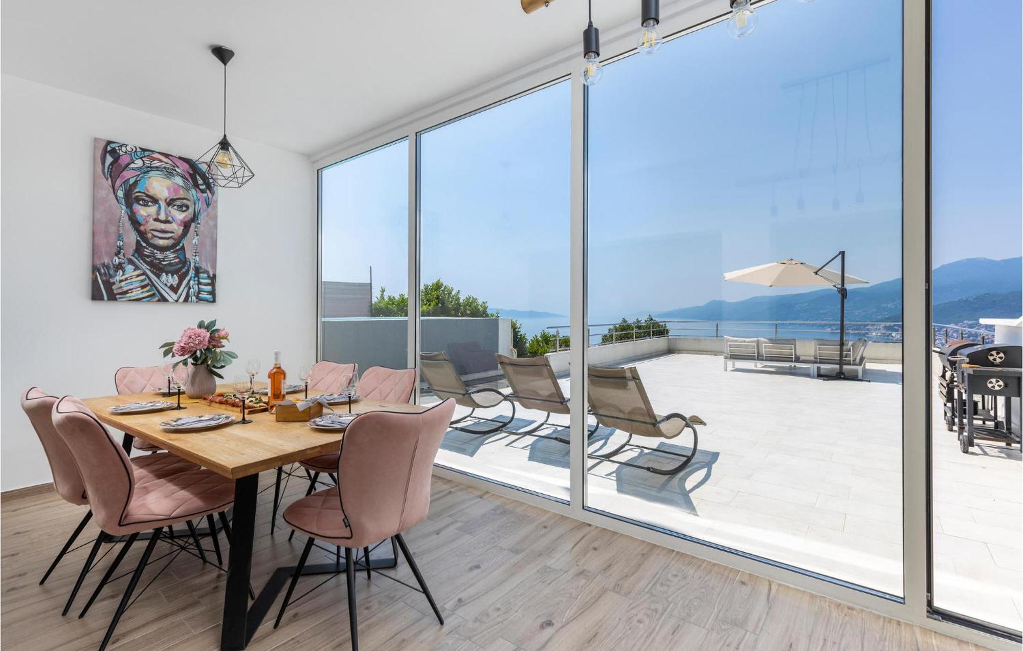Amazing Apartment In Rijeka With Wifi Exterior foto